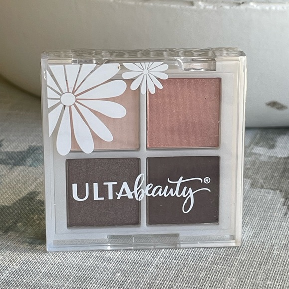 Ulta Beauty Spring Eyeshadow Palettes Set of 2 - Picture 2 of 3